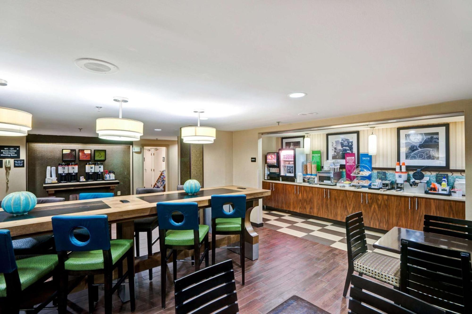 Hampton Inn By Hilton מילפורד מראה חיצוני תמונה