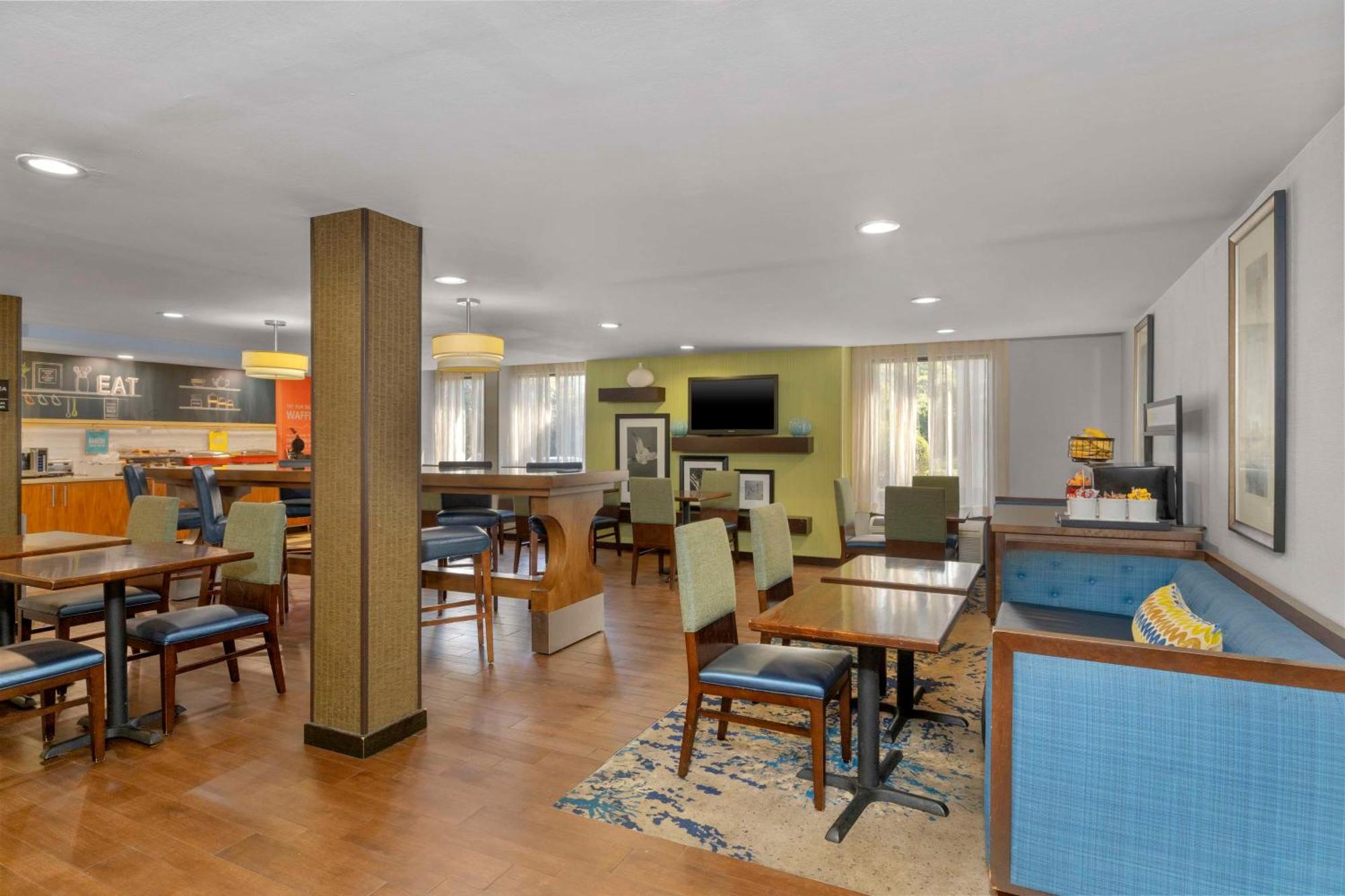 Hampton Inn By Hilton מילפורד מראה חיצוני תמונה