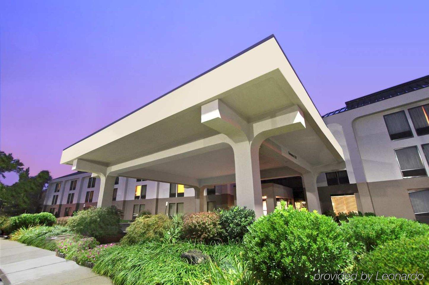 Hampton Inn By Hilton מילפורד מראה חיצוני תמונה
